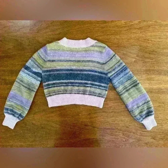 Aritzia Sunday Best Kitten V-Neck Cropped Sweater Small Excellent Condition! - Picture 7 of 9